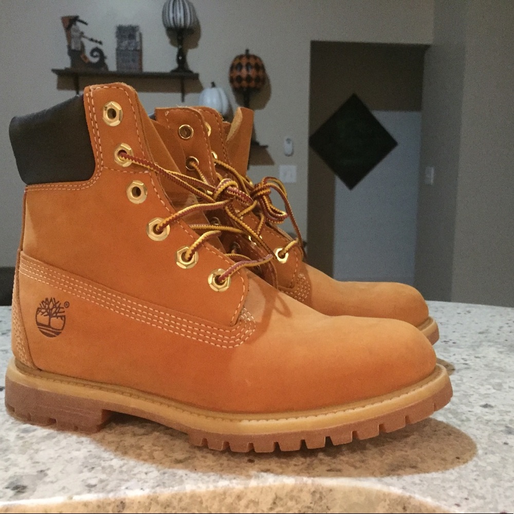🌲SOLD🌲Timberland Boots